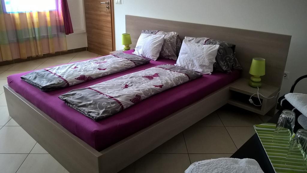 Kazinczy Apartment Kecskemét Rum bild
